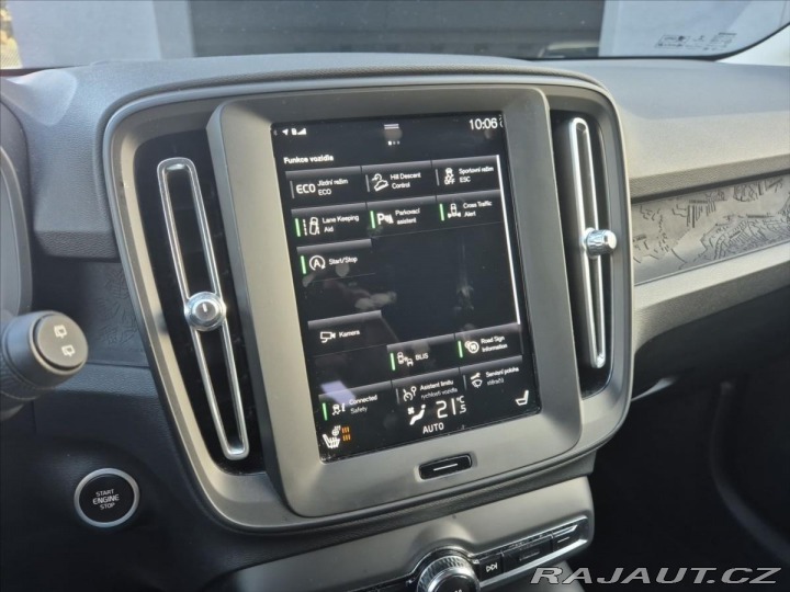 Volvo XC40 1,5 T3 FWD Momentum 2021