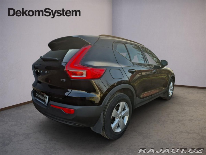 Volvo XC40 1,5 T3 FWD Momentum 2021