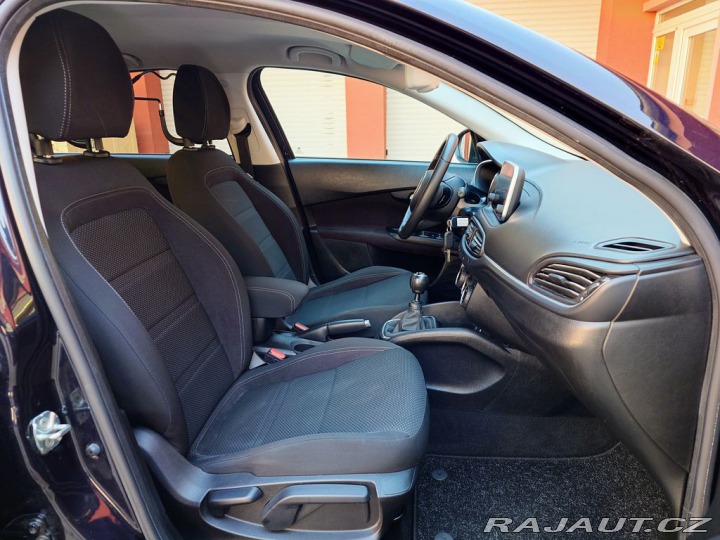 Fiat Tipo 1.4 Turbo Lounge 88 kW PR 2017