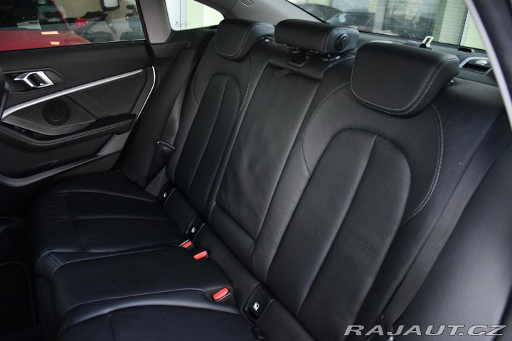 BMW 2 218d LED HUD REZERVACE 2021