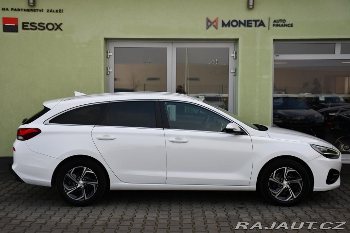 Hyundai i30 1.6CRDi TAŽNÉ 1M ČR 2022