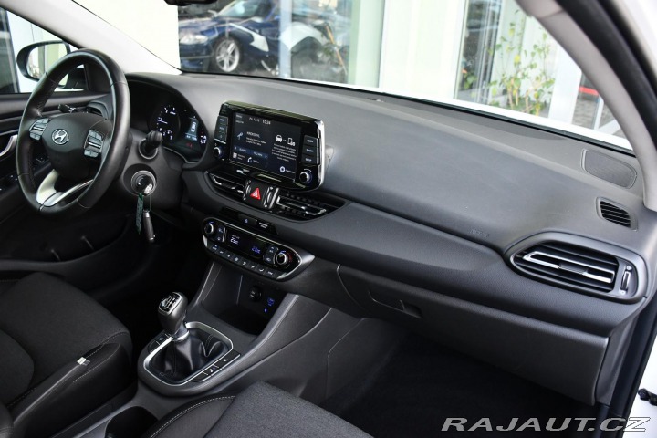 Hyundai i30 1.6CRDi TAŽNÉ 1M ČR 2022