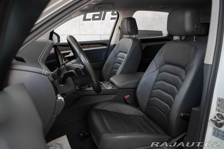 Volkswagen Touareg 3.0 TDI R-LINE*TAŽNÉ*WEBA 2019