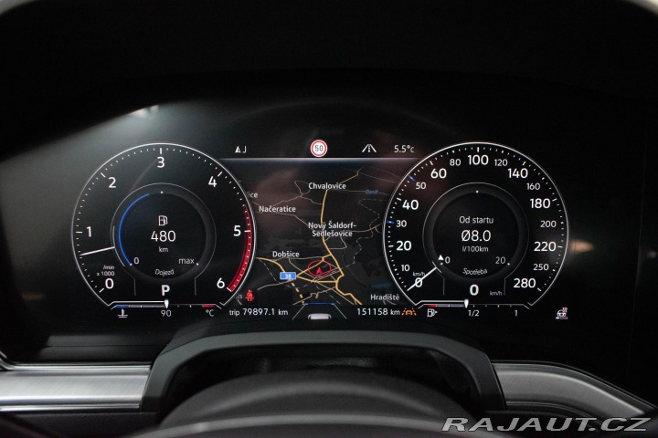 Volkswagen Touareg 3.0 TDI R-LINE*TAŽNÉ*WEBA 2019