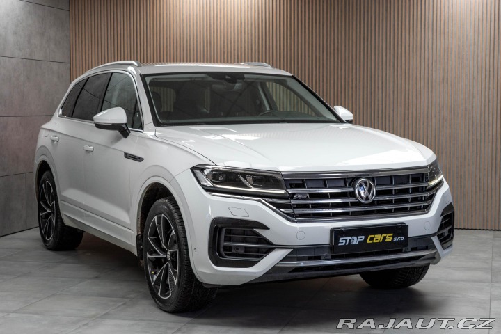 Volkswagen Touareg 3.0 TDI R-LINE*TAŽNÉ*WEBA 2019