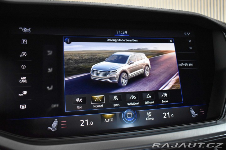 Volkswagen Touareg 3.0 TDI R-LINE*TAŽNÉ*WEBA 2019