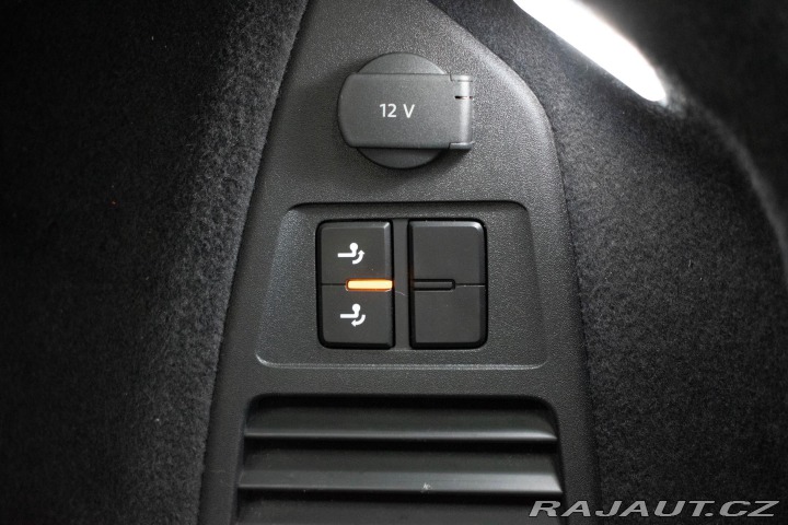 Volkswagen Touareg 3.0 TDI R-LINE*TAŽNÉ*WEBA 2019