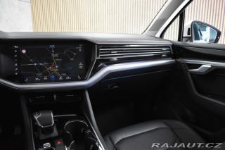 Volkswagen Touareg 3.0 TDI R-LINE*TAŽNÉ*WEBA 2019