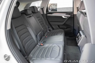 Volkswagen Touareg 3.0 TDI R-LINE*TAŽNÉ*WEBA 2019
