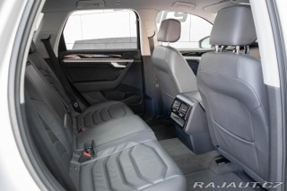 Volkswagen Touareg 3.0 TDI R-LINE*TAŽNÉ*WEBA 2019