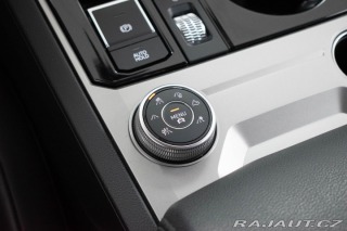 Volkswagen Touareg 3.0 TDI R-LINE*TAŽNÉ*WEBA 2019