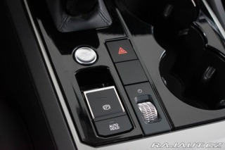 Volkswagen Touareg 3.0 TDI R-LINE*TAŽNÉ*WEBA 2019