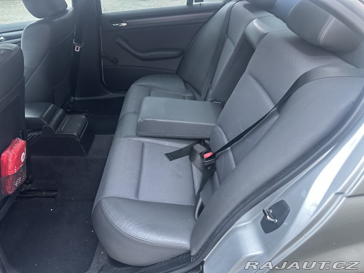 BMW 3 BMW Řada 3 325 xDrive 141 2003