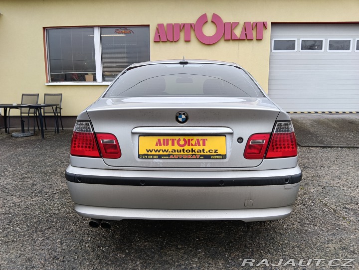 BMW 3 BMW Řada 3 325 xDrive 141 2003