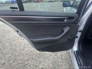 BMW 3 BMW Řada 3 325 xDrive 141 2003