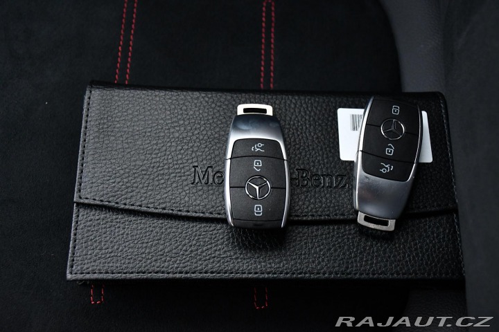 Mercedes-Benz EQB 300 AMG 4MATIC 13tis.KM 1 2024