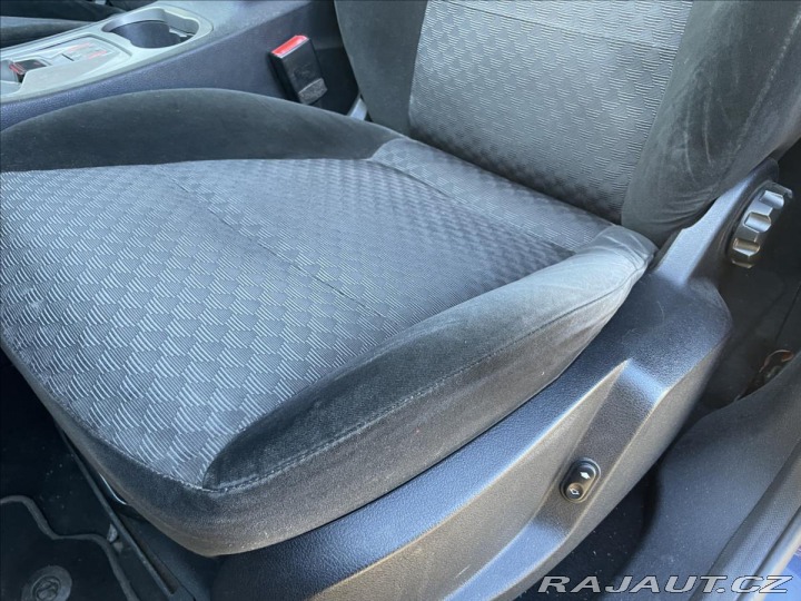 Ford Galaxy 2,0 TDCI 103kw Ghia 7míst 2006