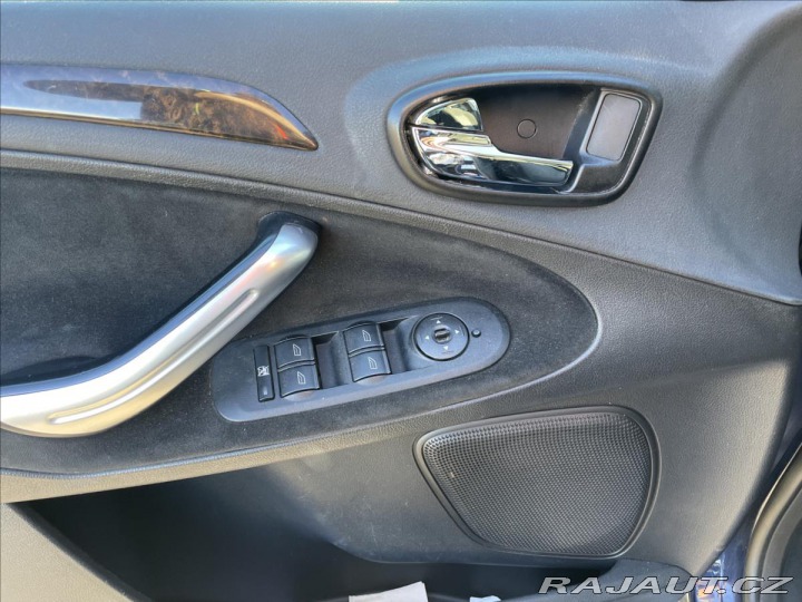 Ford Galaxy 2,0 TDCI 103kw Ghia 7míst 2006