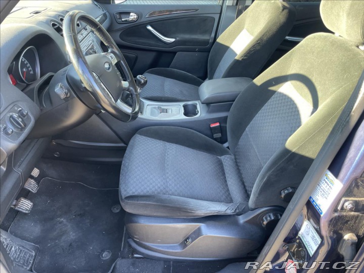 Ford Galaxy 2,0 TDCI 103kw Ghia 7míst 2006