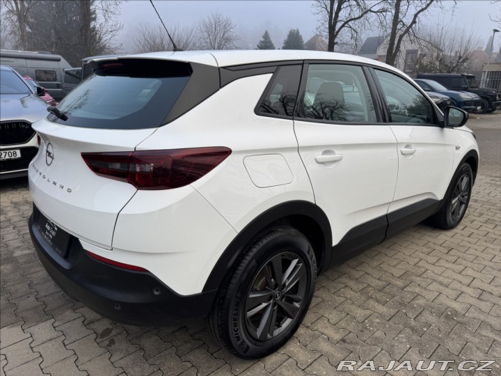 Opel Grandland 1.2 Turbo 130k MT6 2023