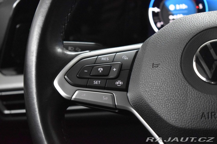 Volkswagen Golf 2.0 TDI 110kW REZERVACE 2020