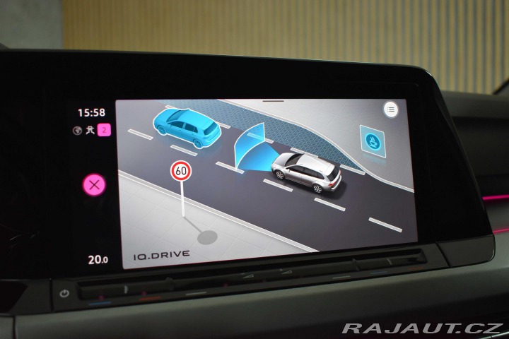 Volkswagen Golf 2.0 TDI 110kW REZERVACE 2020