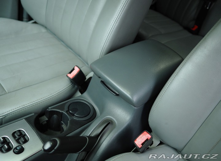 Jeep Cherokee 2.8CRD 120kW,A/T,4X4,ITAL 2006