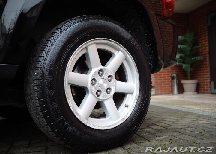 Jeep Cherokee 2.8CRD 120kW,A/T,4X4,ITAL 2006