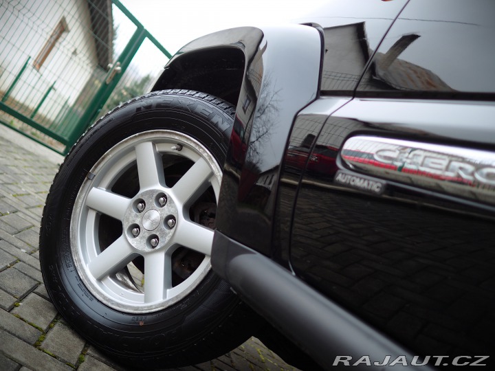 Jeep Cherokee 2.8CRD 120kW,A/T,4X4,ITAL 2006