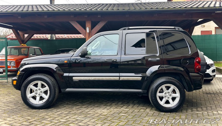 Jeep Cherokee 2.8CRD 120kW,A/T,4X4,ITAL 2006