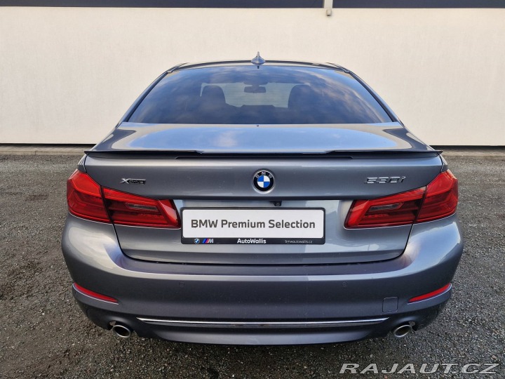 BMW 5 530i xDrive 1800