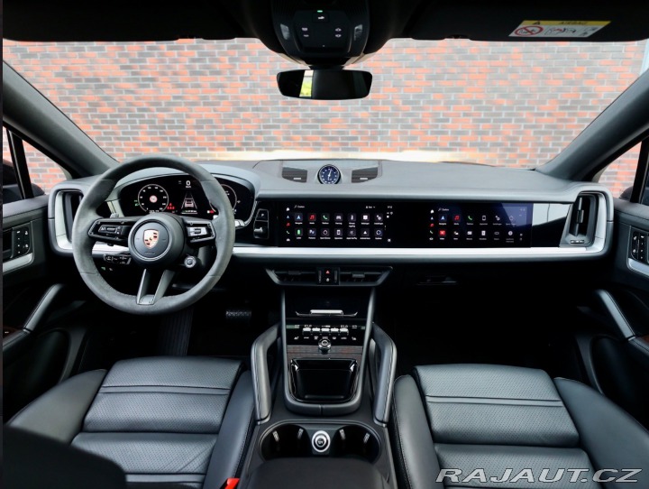 Porsche Cayenne 3.0 V6 Coupe E-Hybrid 34 2024