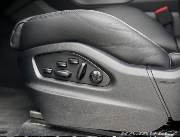 Porsche Cayenne 3.0 V6 Coupe E-Hybrid 34 2024