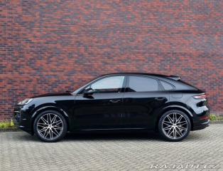 Porsche Cayenne 3.0 V6 Coupe E-Hybrid 34 2024