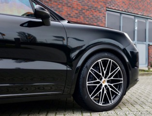 Porsche Cayenne 3.0 V6 Coupe E-Hybrid 34 2024