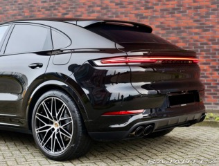 Porsche Cayenne 3.0 V6 Coupe E-Hybrid 34 2024