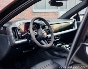 Porsche Cayenne 3.0 V6 Coupe E-Hybrid 34 2024