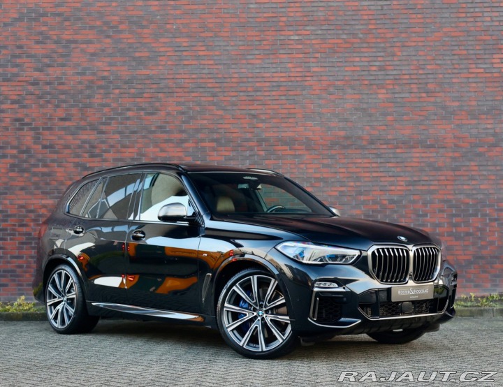 BMW X5 45e xDrive M SPORT | Sky 2020