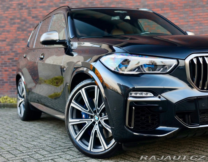 BMW X5 45e xDrive M SPORT | Sky 2020