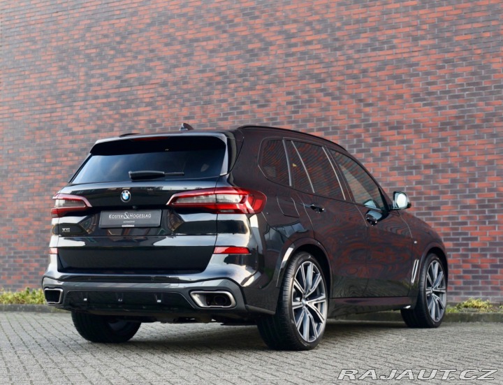 BMW X5 45e xDrive M SPORT | Sky 2020
