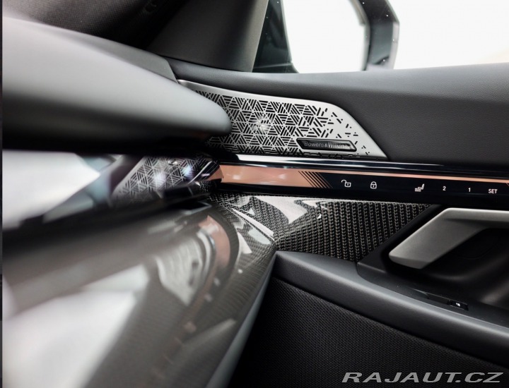 BMW 5 Touring 550e xDrive | M 2025