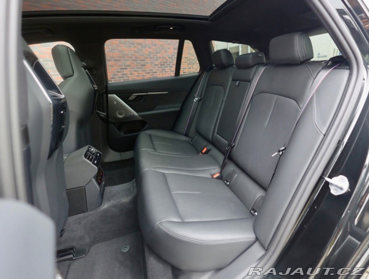 BMW 5 Touring 550e xDrive | M 2025