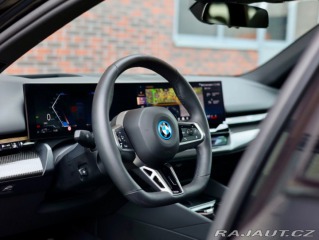 BMW 5 Touring 550e xDrive | M 2025