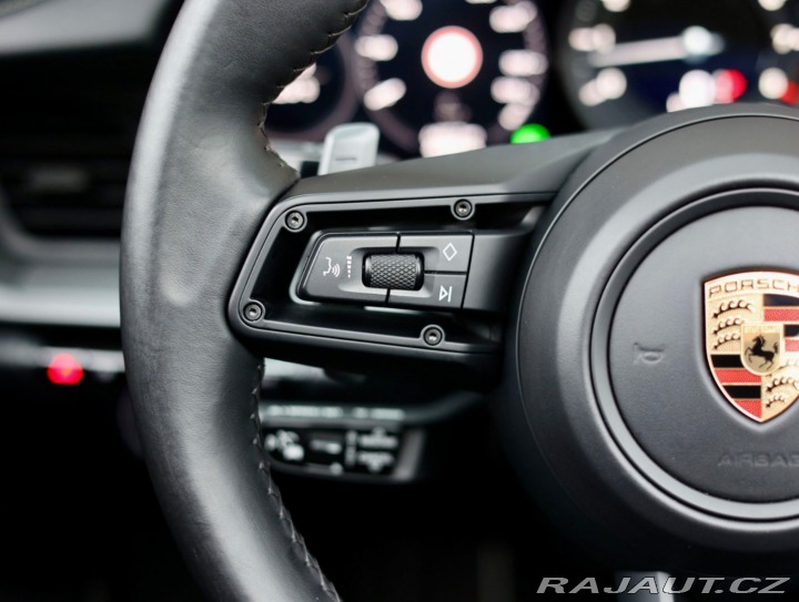 Porsche Ostatní modely 911 Carrera Cabrio 4 S | Zdvih - 360kamera 2019