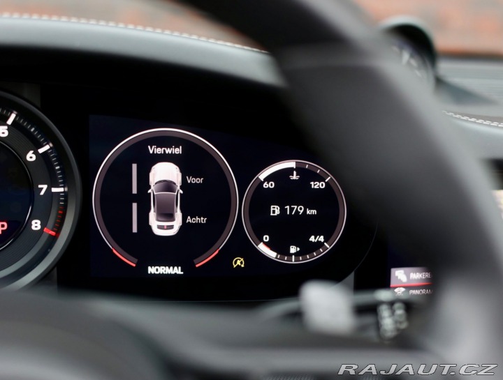 Porsche Ostatní modely 911 Carrera Cabrio 4 S | Zdvih - 360kamera 2019