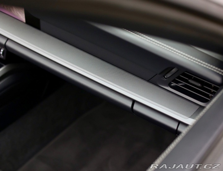 Porsche Ostatní modely 911 Carrera Cabrio 4 S | Zdvih - 360kamera 2019