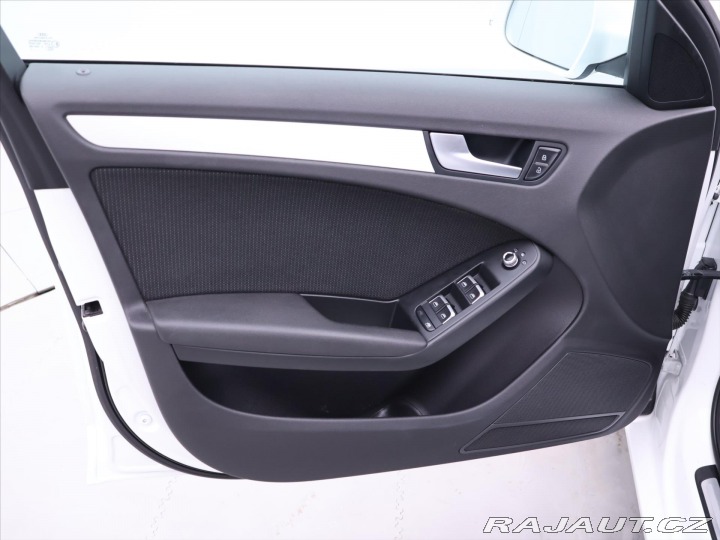 Audi A4 3,0 TDI Aut. S-line quatt 2012