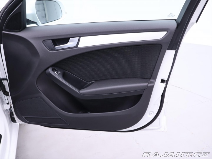 Audi A4 3,0 TDI Aut. S-line quatt 2012