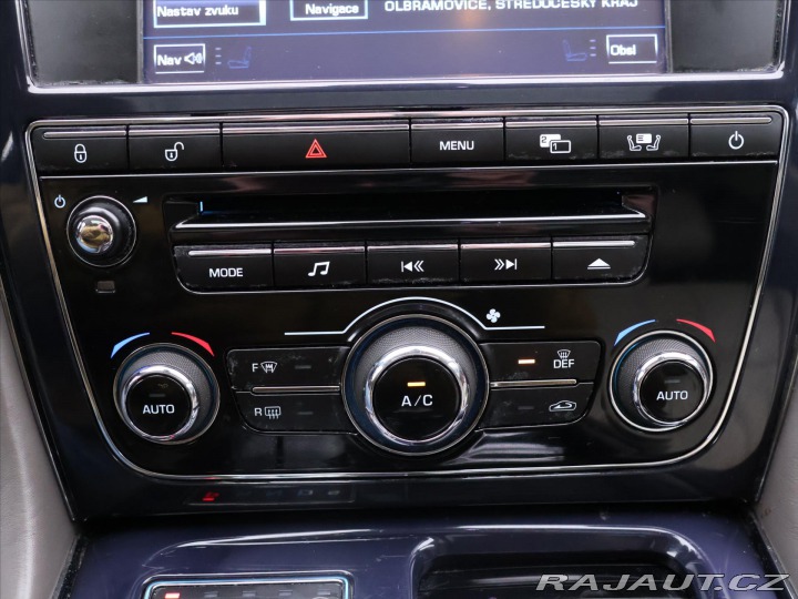 Jaguar XJ 3,0 V6 D 202kW PREMIUM LU 2010