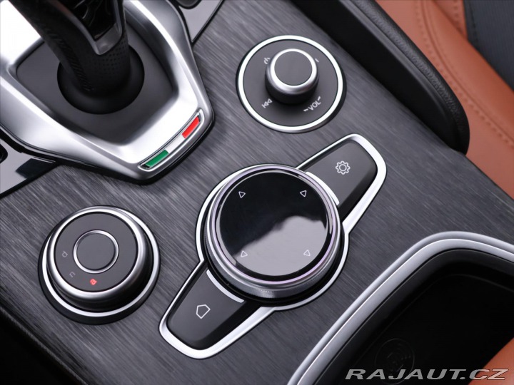 Alfa Romeo Giulia 2,0 T 148kW Aut. CZ Super 2021